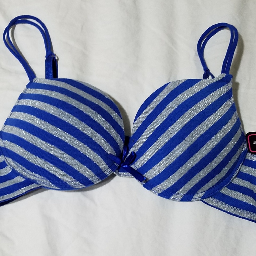 Push-Up Bra (34C)
